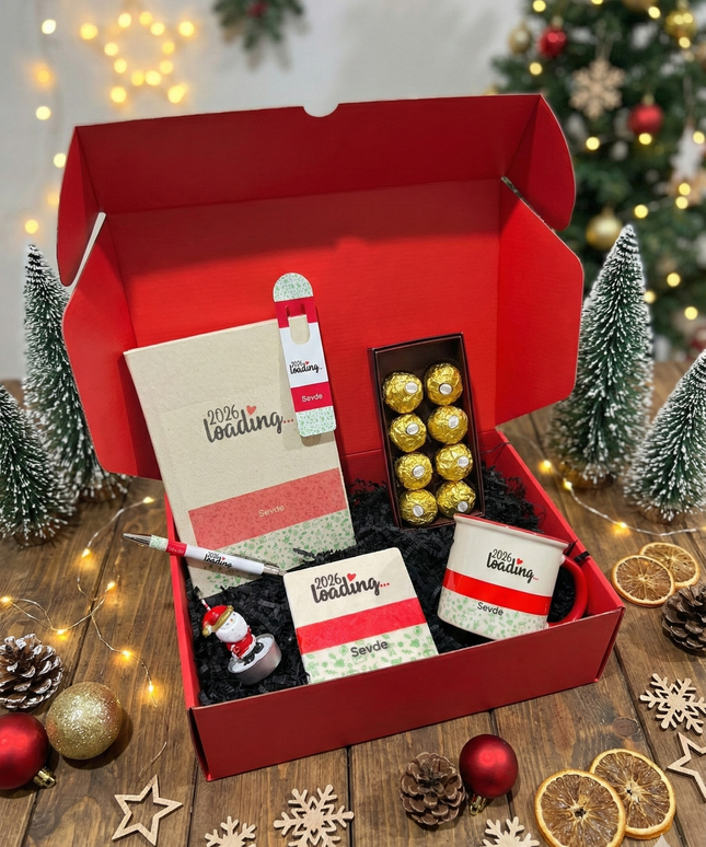 2026 Loading… Kupalı Yılbaşı Hediye Kutusu