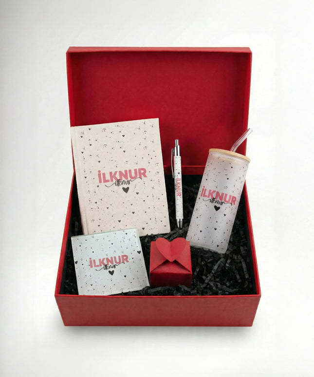 Benekli Kalp Cam Pipetli Suluk Özel Kutu (İsim Baskılı)