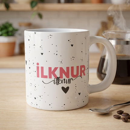 Beyaz Kalpli - Benekli - İsimli Kupa (300 ml) – Kişiye Özel Baskı