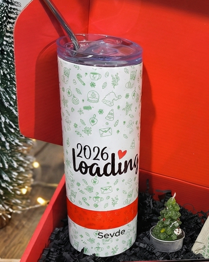 2026 Loading… Pipetli Çelik Termos Yılbaşı Hediye Kutusu